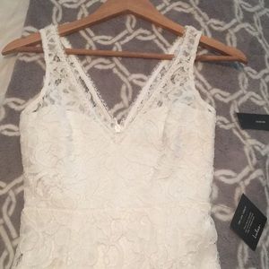NWT Lulu’s White Elbridge Maxi lace Dress